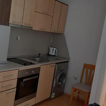 Josef Place Апартамент Слънчев бряг